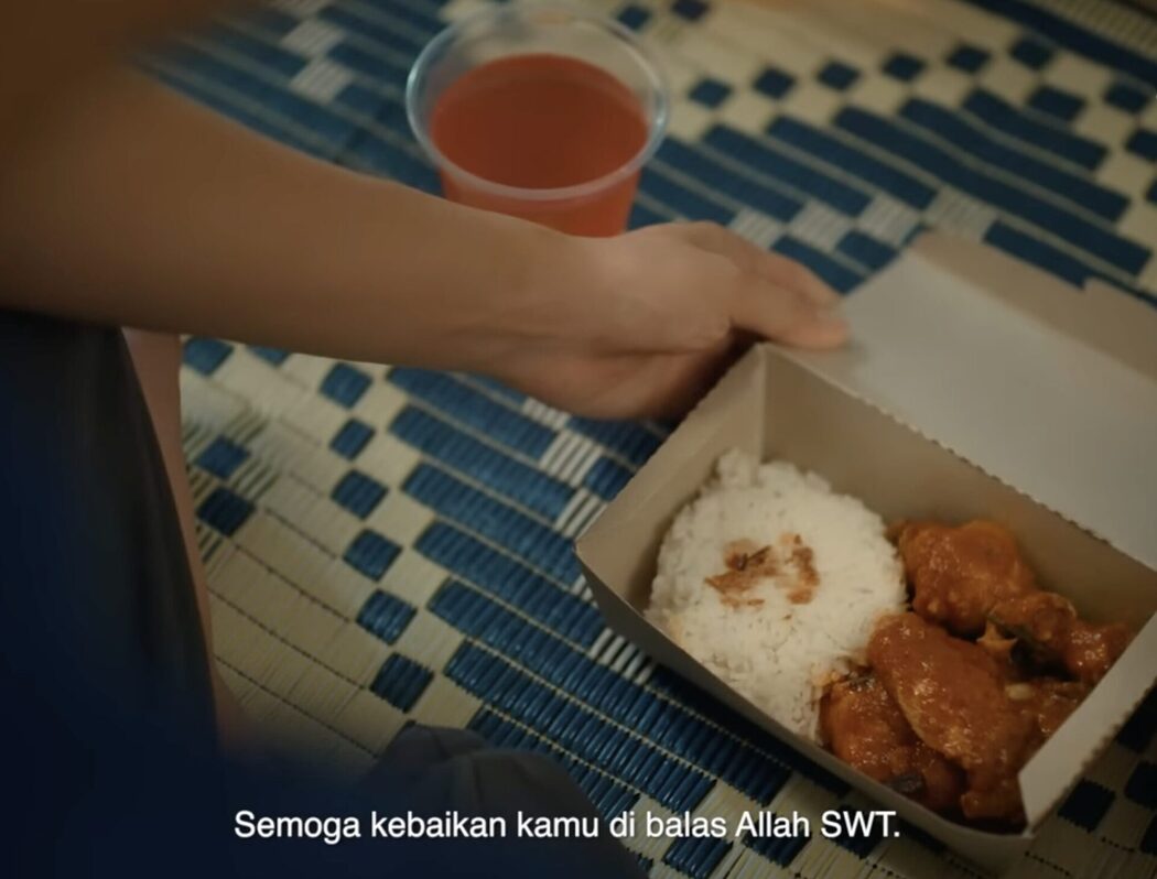 Iklan Raya PLUS Malaysia Papar Kisah Ah Seng Puasa Pertama Demi Cinta, Ramai Penonton Tersentuh